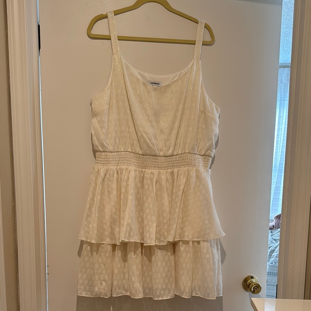 Elegant Cream Sleeveless Dress